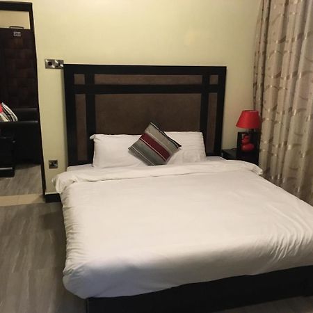 دار السلام New Avon Apartments المظهر الخارجي الصورة