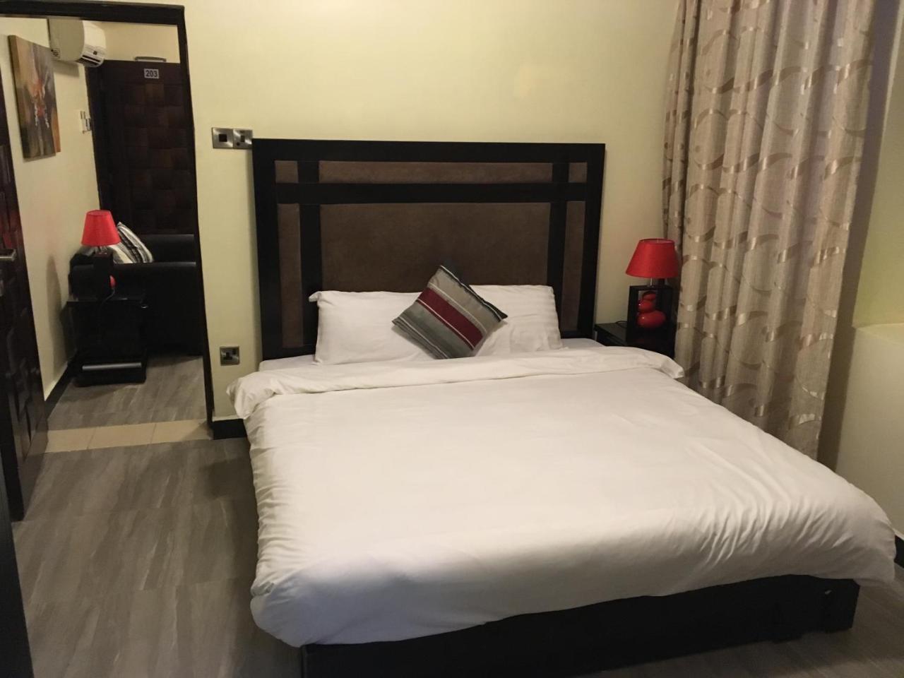 دار السلام New Avon Apartments المظهر الخارجي الصورة